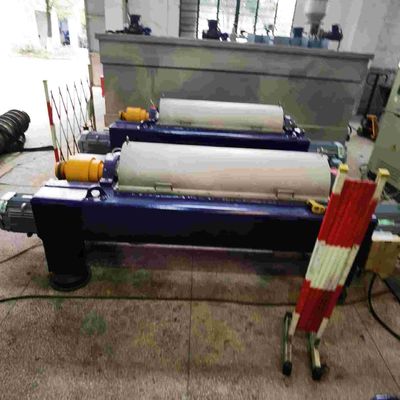 Centrifugador de secagem do filtro da lama do centrifugador 4000rpm da lama contínua de 350mm
