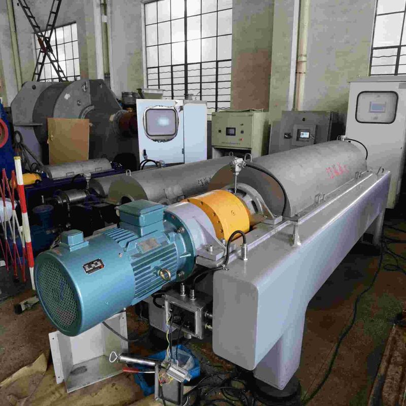 Da lama excelente alta do esclarecimento da produtividade 3500kg da série 450mm de LW unidade de secagem do centrifugador do filtro